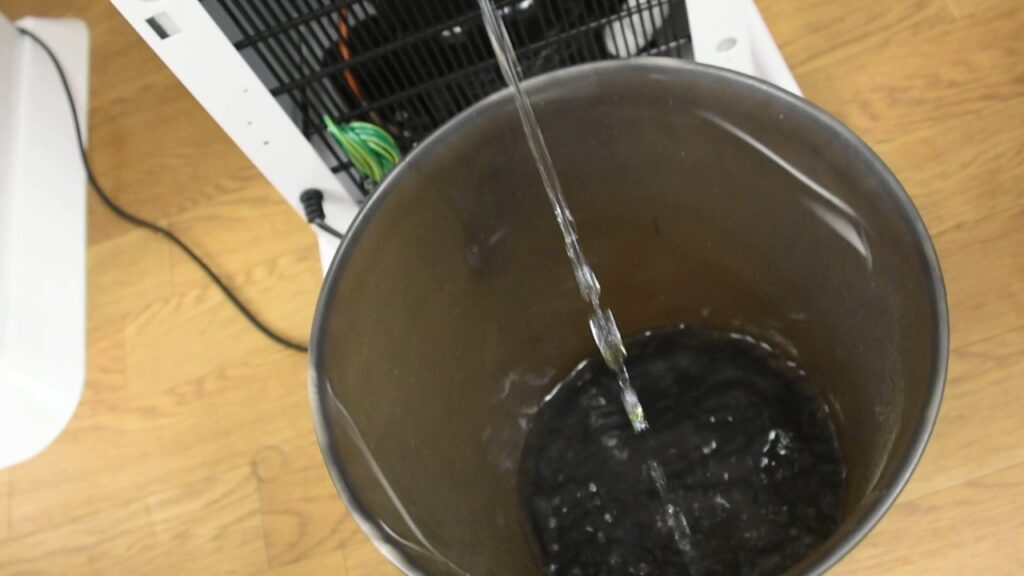 プレミアムウォーターの水抜きをやってみた